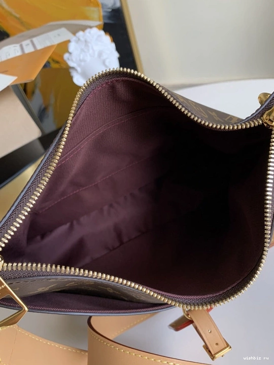 WIS MM LOUIS ODÉON VUITTON 0203